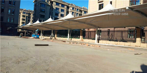 江蘇省蘇中建設(shè)集團(tuán)膜結(jié)構(gòu)車棚